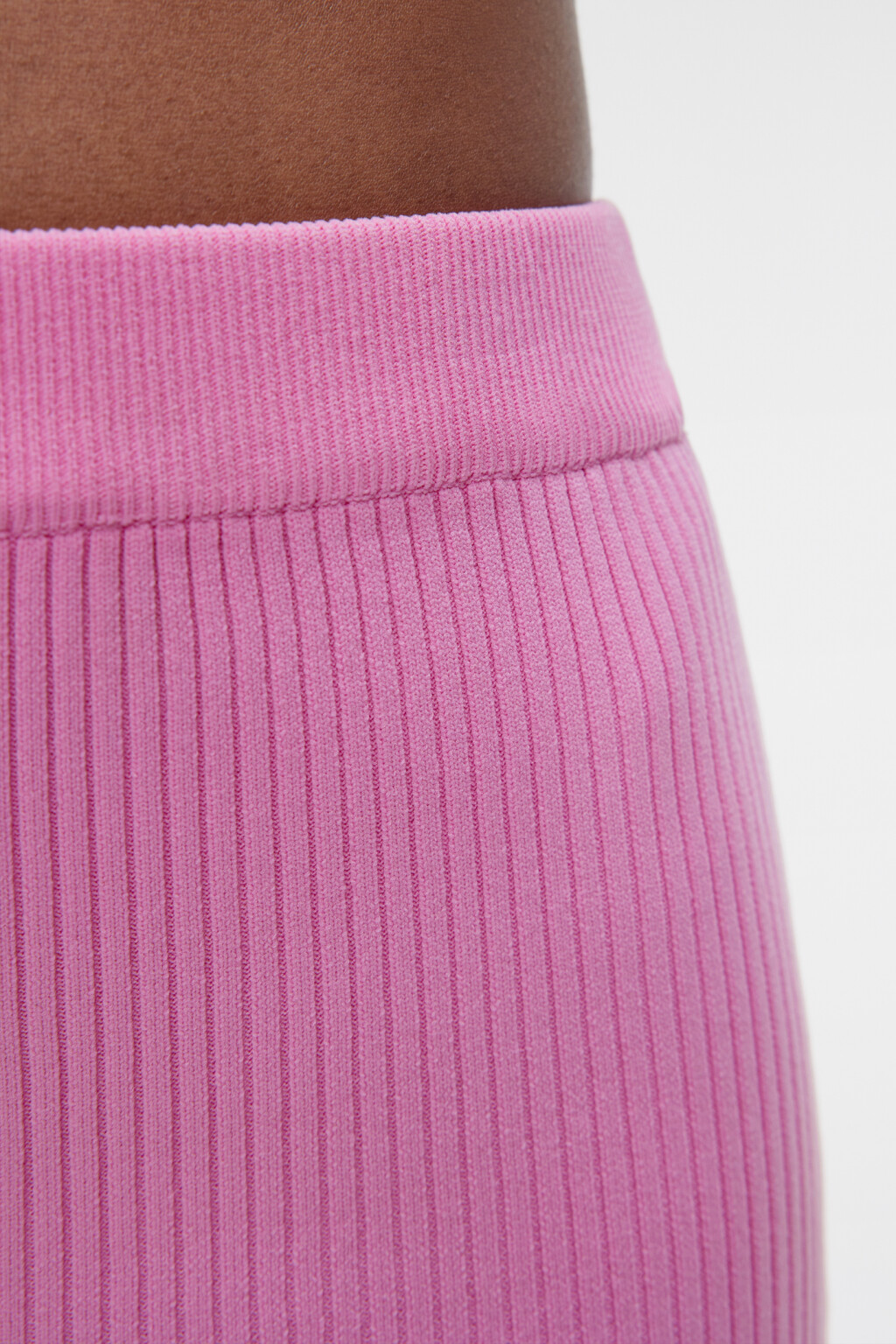 Юбка-чулок мини вязаная облегающая в рубчик - цвет розовый - 5