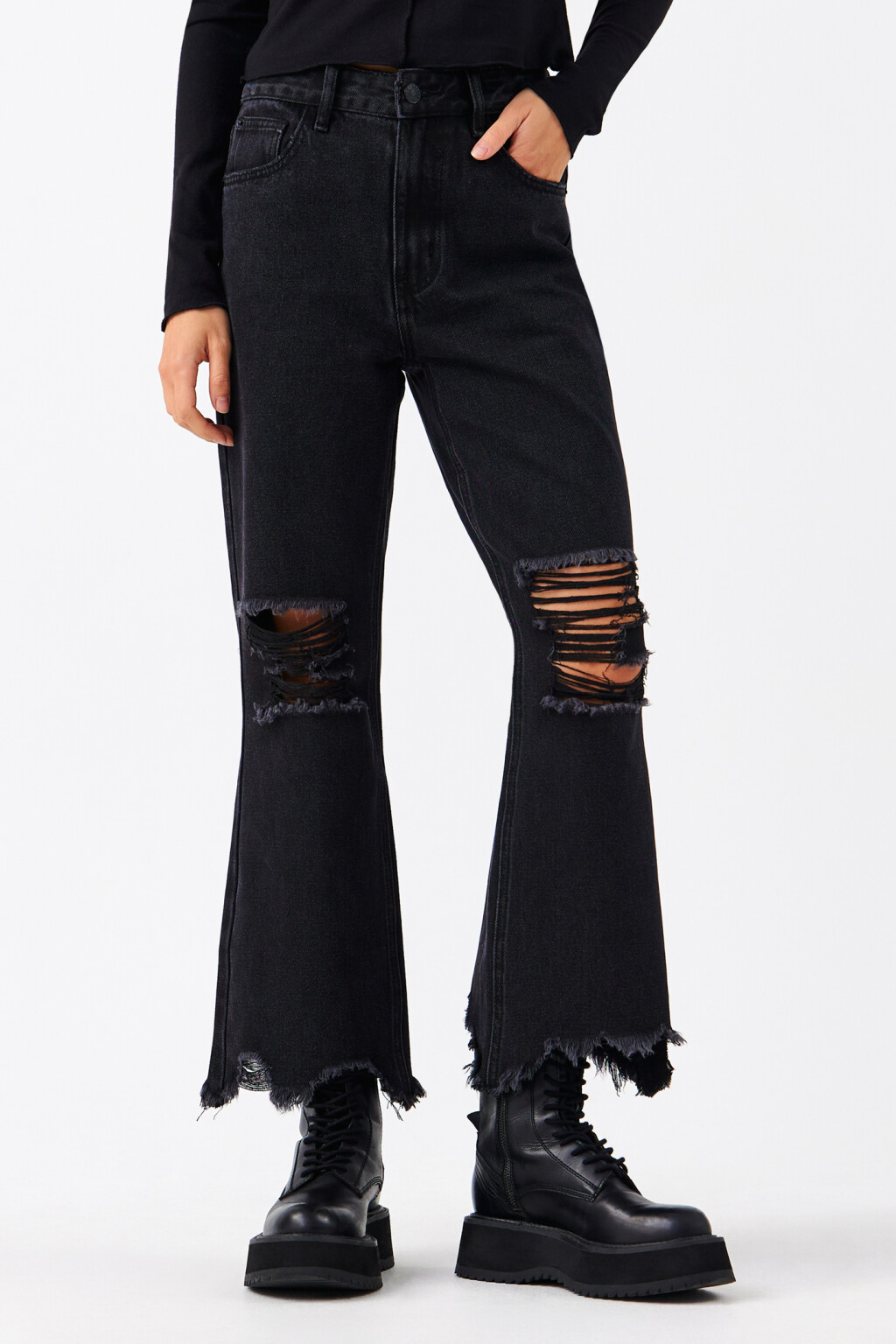 Джинсы клеш с рваными краями и коленями - цвет черный - 1