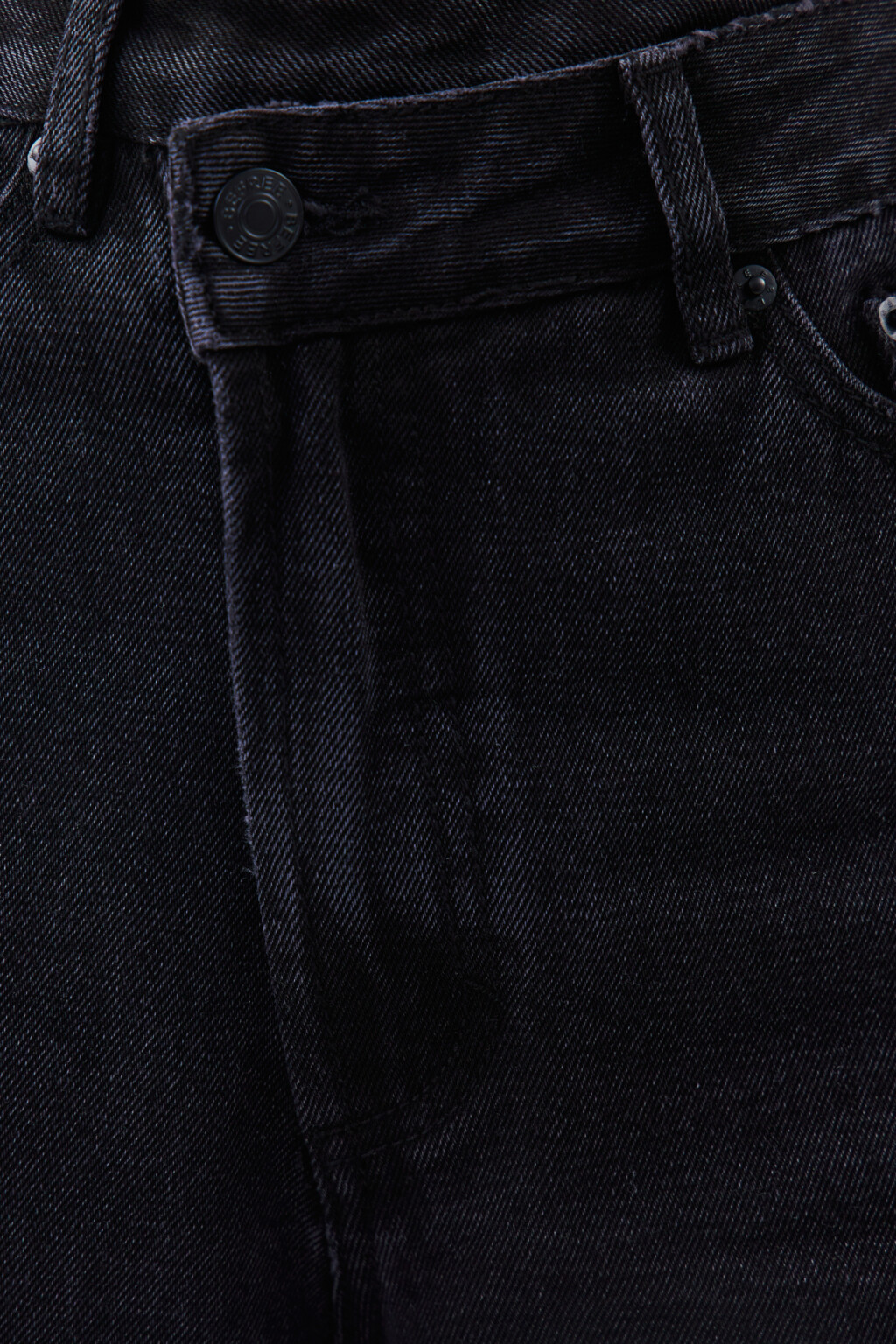 Джинсы широкие с рваными коленями - цвет черный - 5