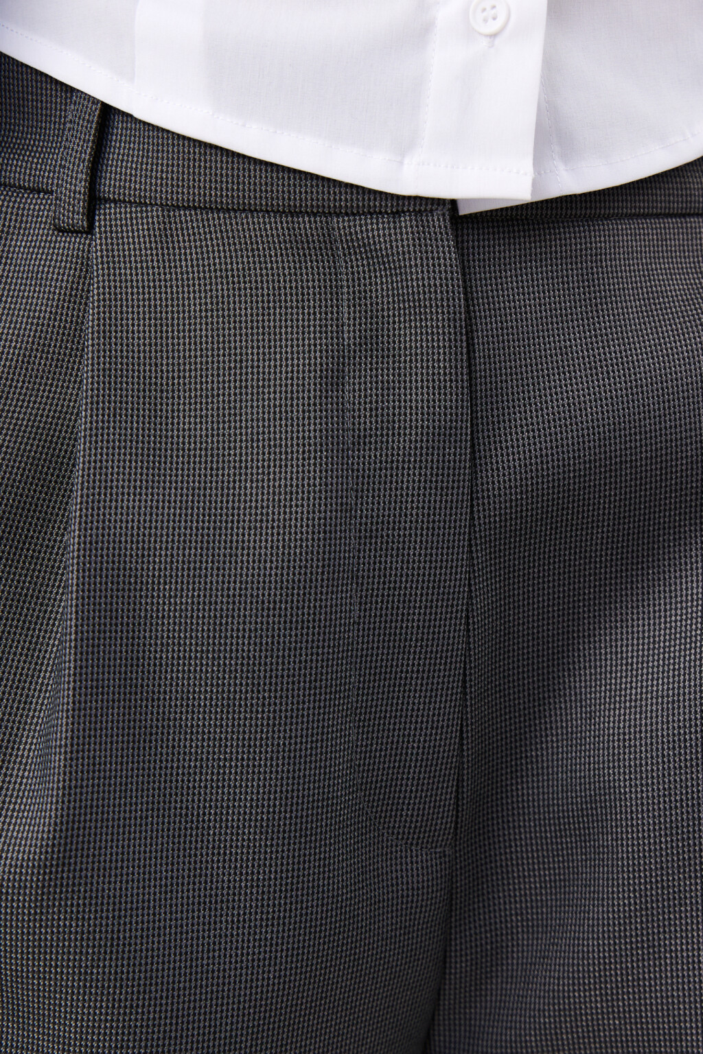 Шорты костюмные со средней посадкой - цвет черный - 5