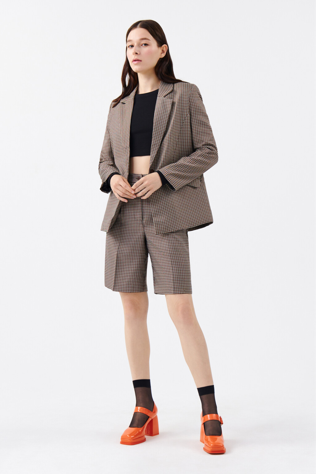 Шорты-бермуды из костюмной ткани - цвет бежевый - 4