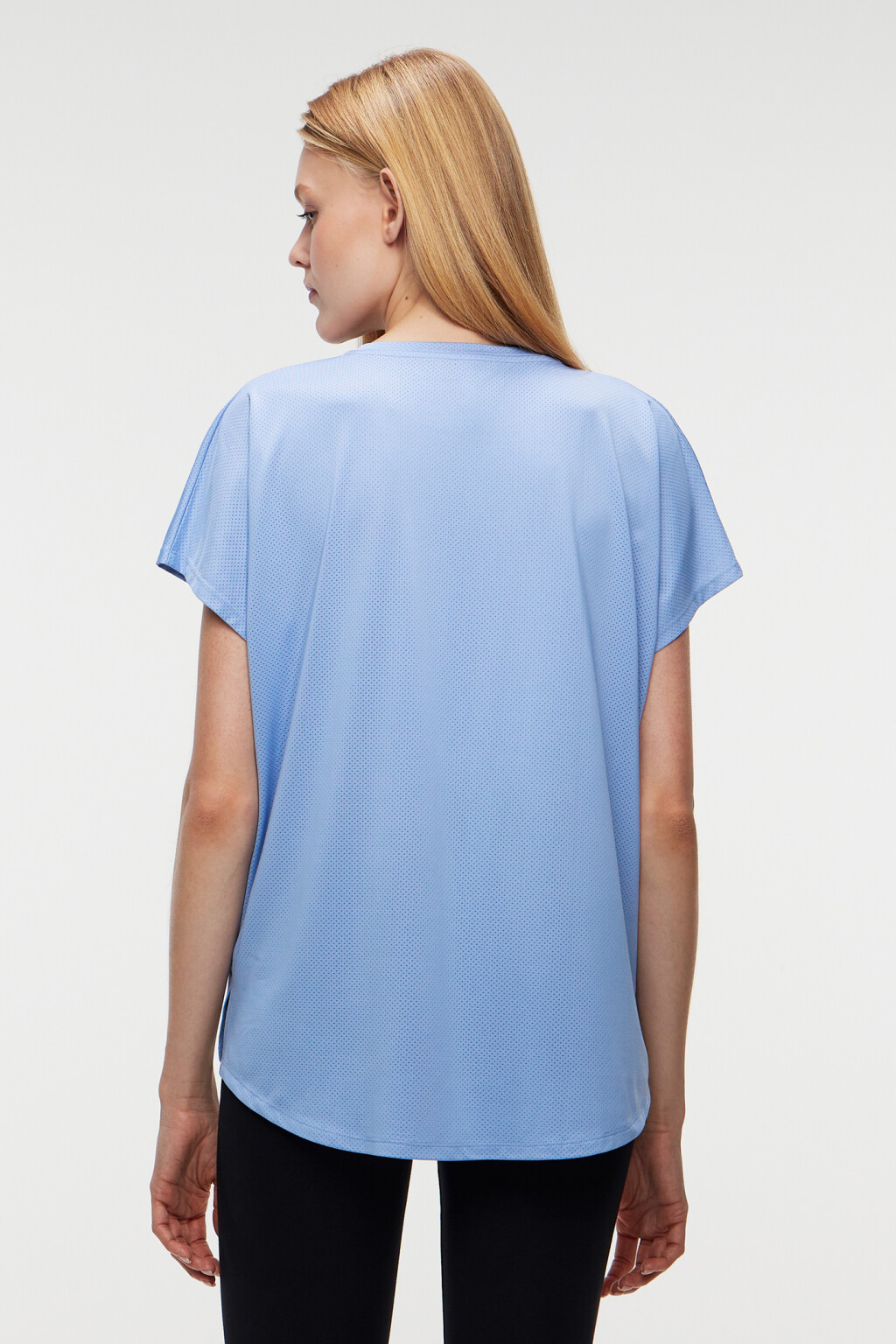 Футболка спортивная удлиненная - цвет голубой - 3
