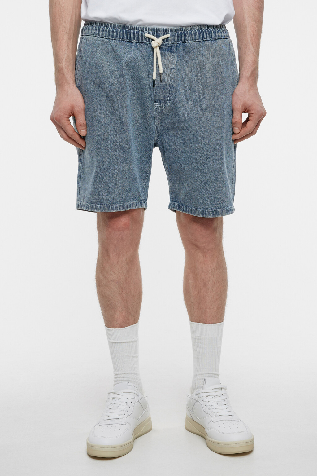 Шорты джинсовые прямые с поясом на завязках - цвет голубой - 2