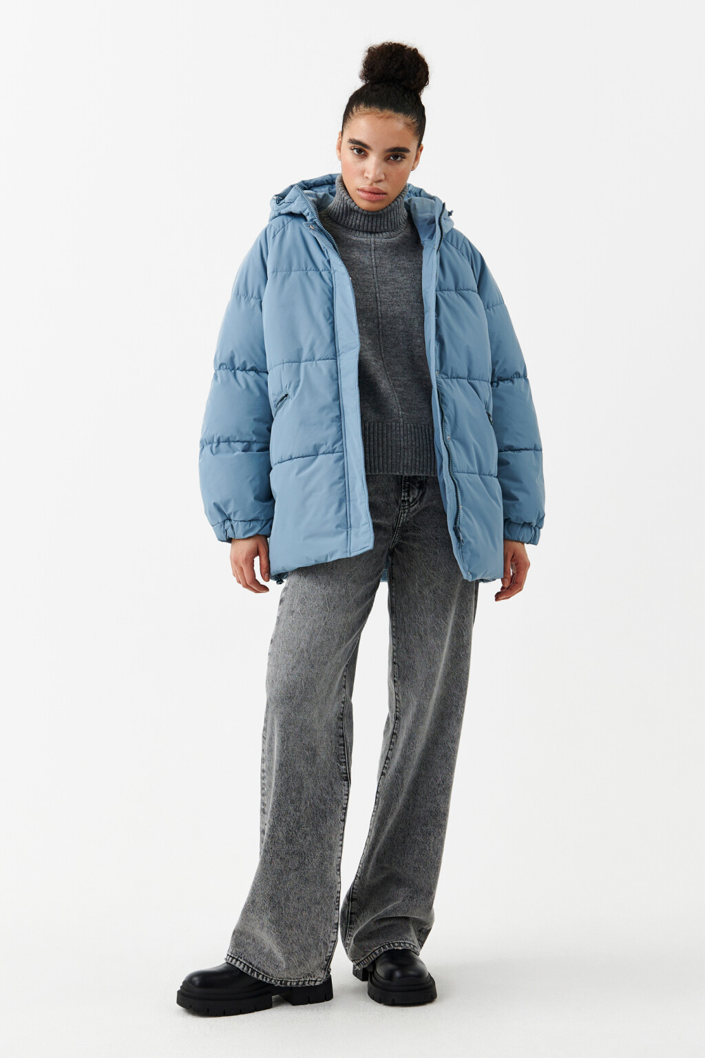 Пуховик стеганый демисезонный с капюшоном - цвет голубой - 4