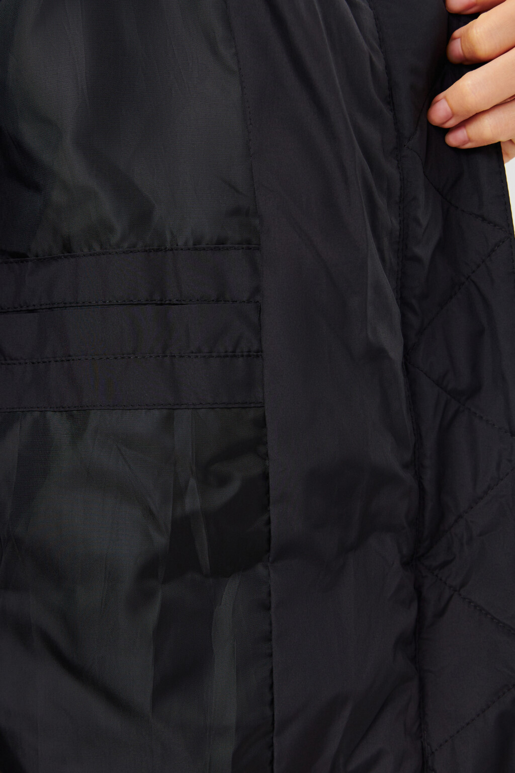 Пуховик стеганый удлиненный с капюшоном - цвет черный - 5