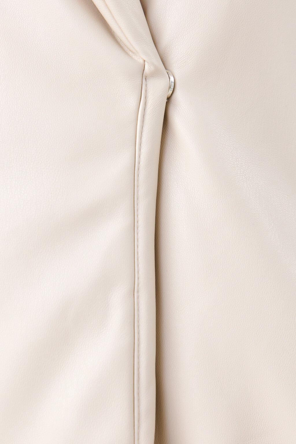 Пальто утепленное из искусственной кожи - цвет бежевый - 5