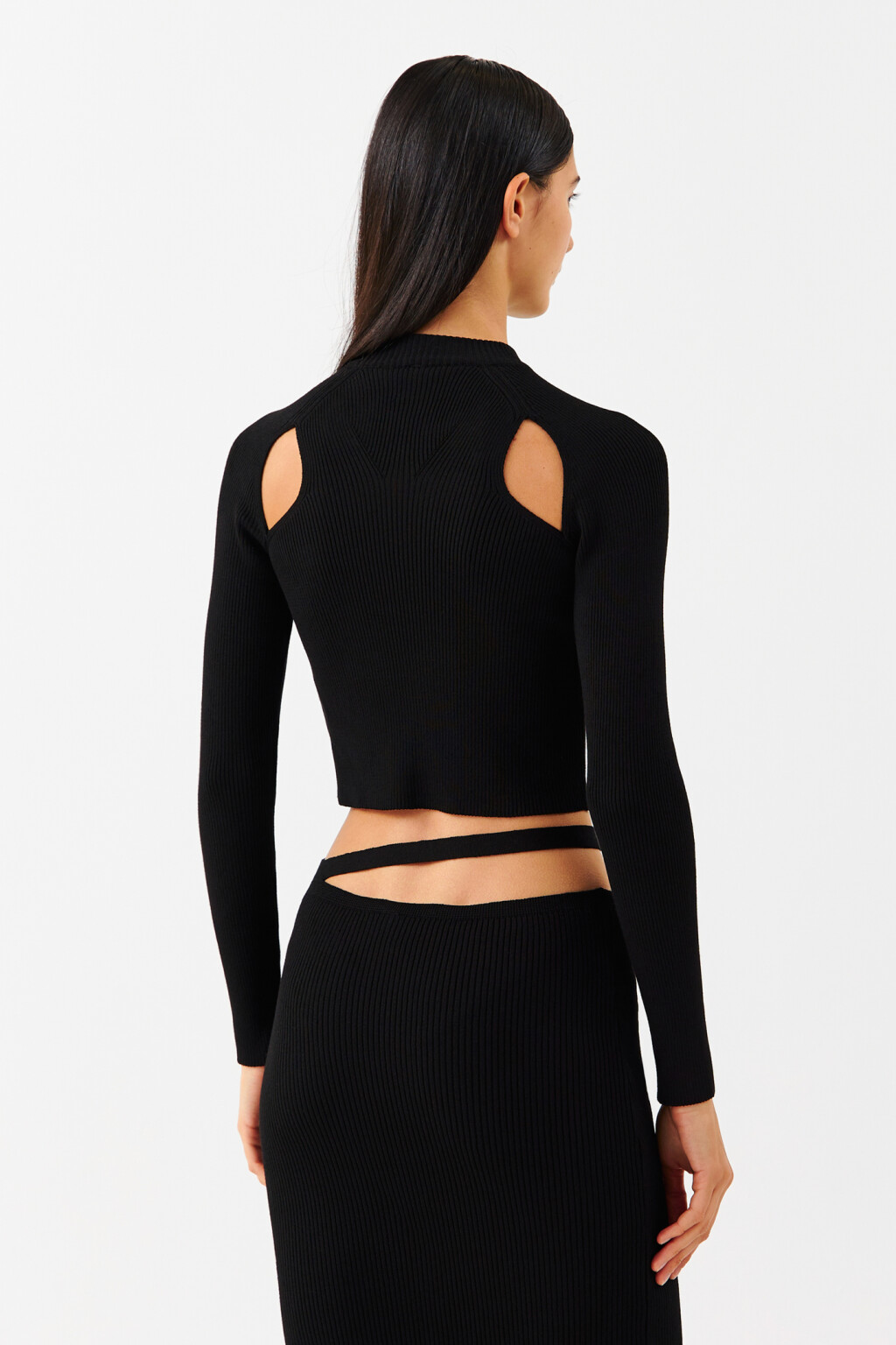 Джемпер вискозный с вырезами на груди - цвет черный - 3