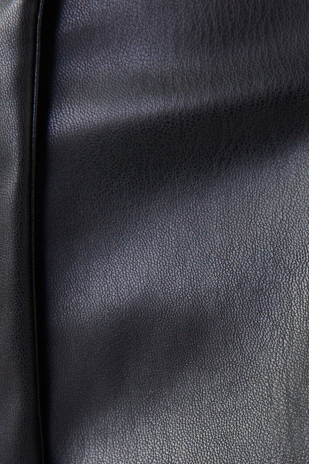 Брюки широкие из искусственной кожи - цвет черный - 5