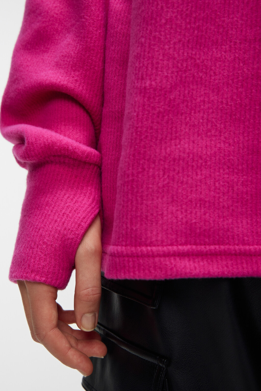 Толстовка с капюшоном и вырезами для пальцев - цвет розовый - 6