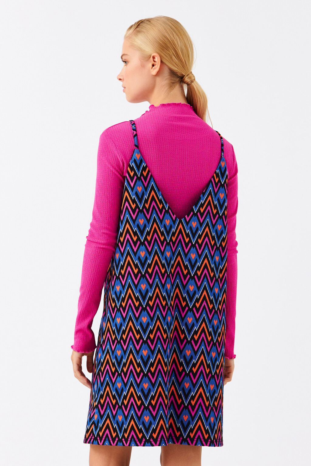 Сарафан на бретелях с V-вырезом - цвет мультиколор - 3