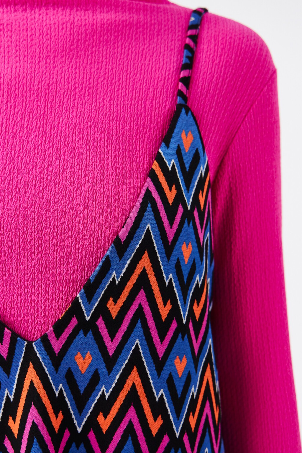 Сарафан на бретелях с V-вырезом - цвет мультиколор - 6