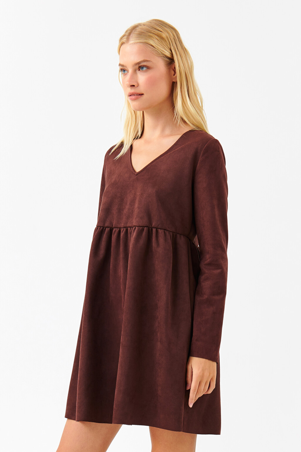 Платье мини замшевое с v-вырезом - цвет коричневый - 2
