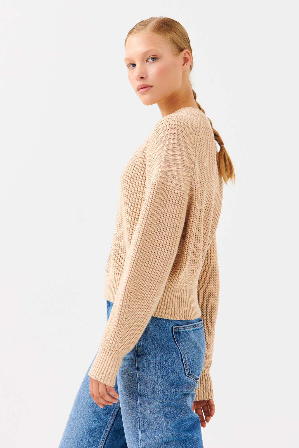 Свитер толстой вязки oversize - цвет бежевый - 2