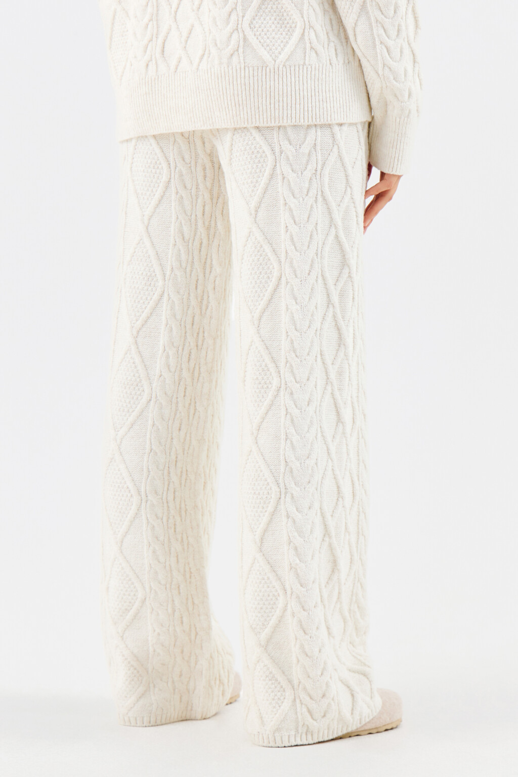 Брюки вязаные с узором-косичкой - цвет бежевый - 3