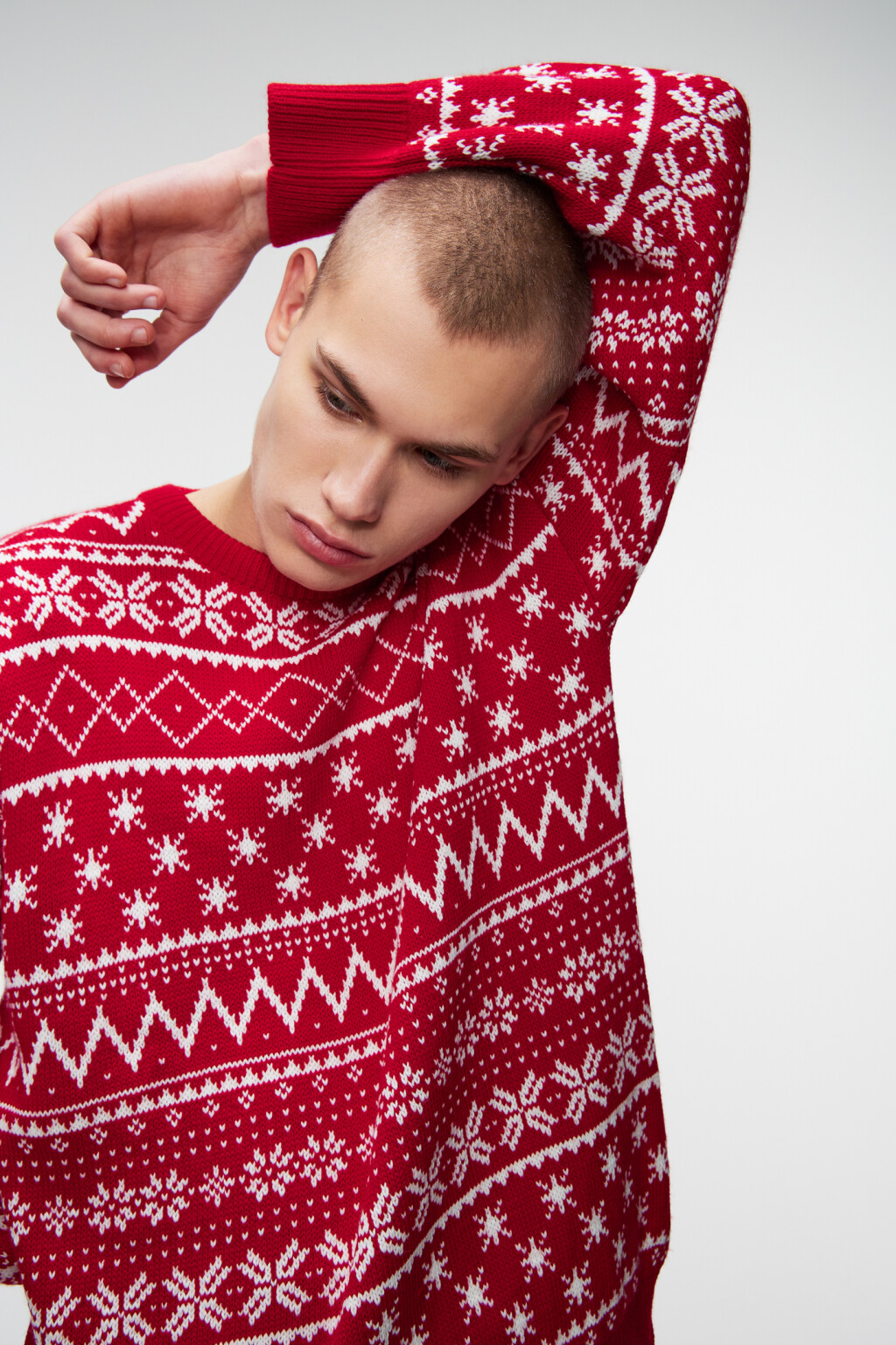 Джемпер вязаный с новогодним принтом - цвет красный - 9
