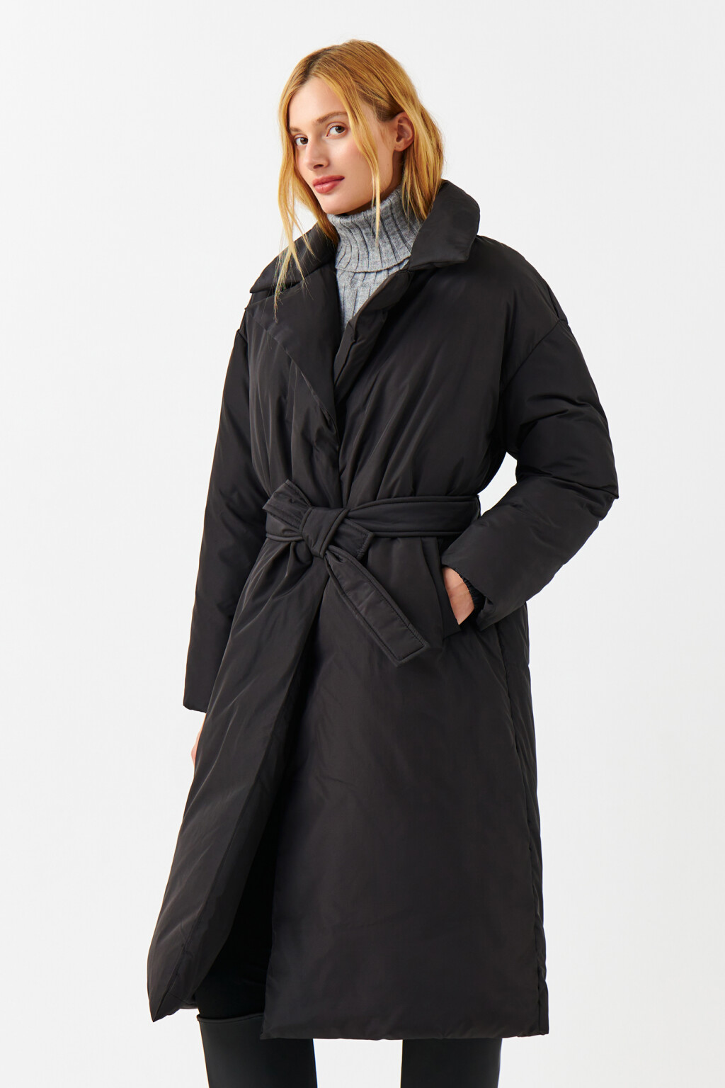Пальто длинное утепленное с поясом - цвет черный - 2