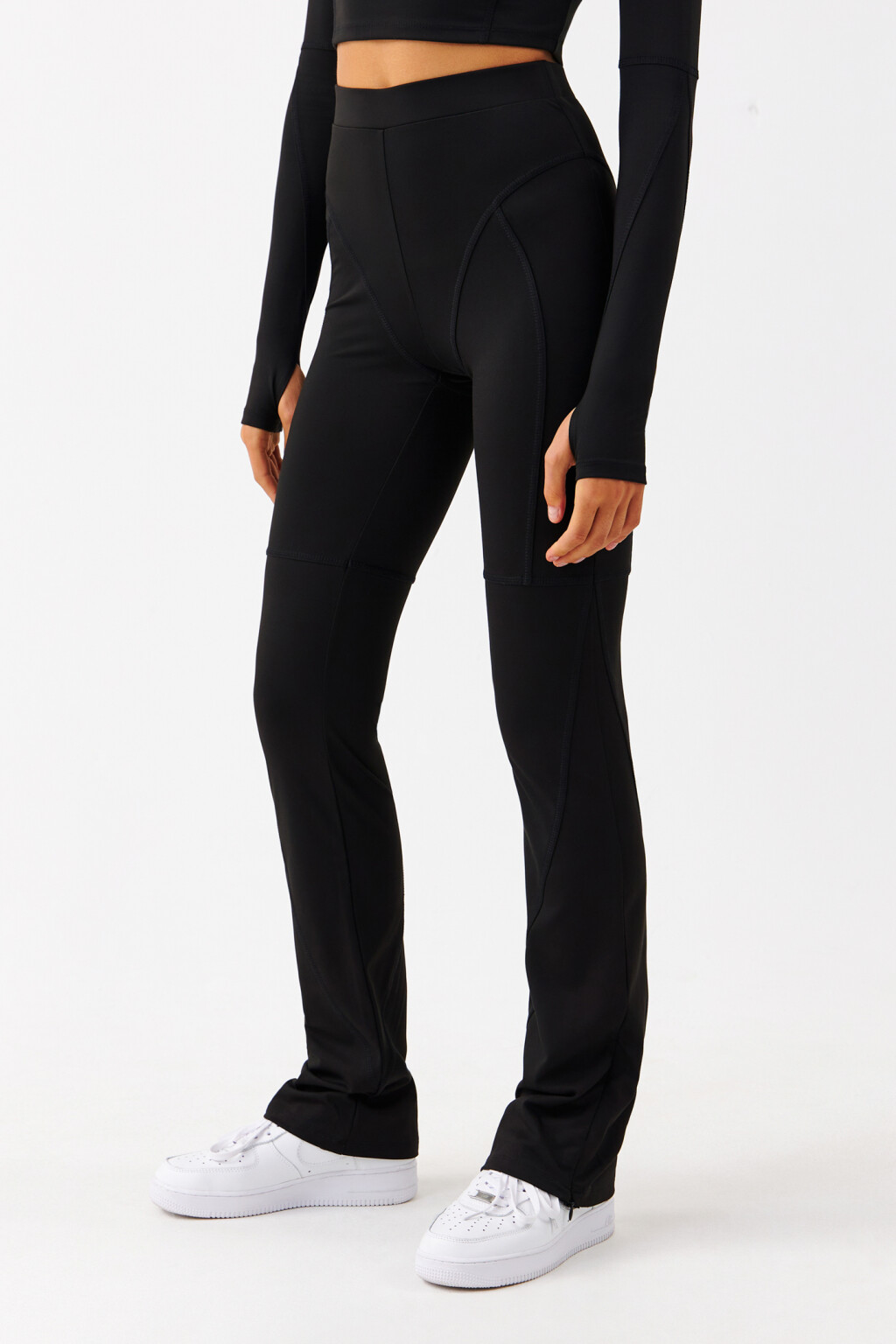 Брюки клеш спортивные с разрезами снизу - цвет черный - 2