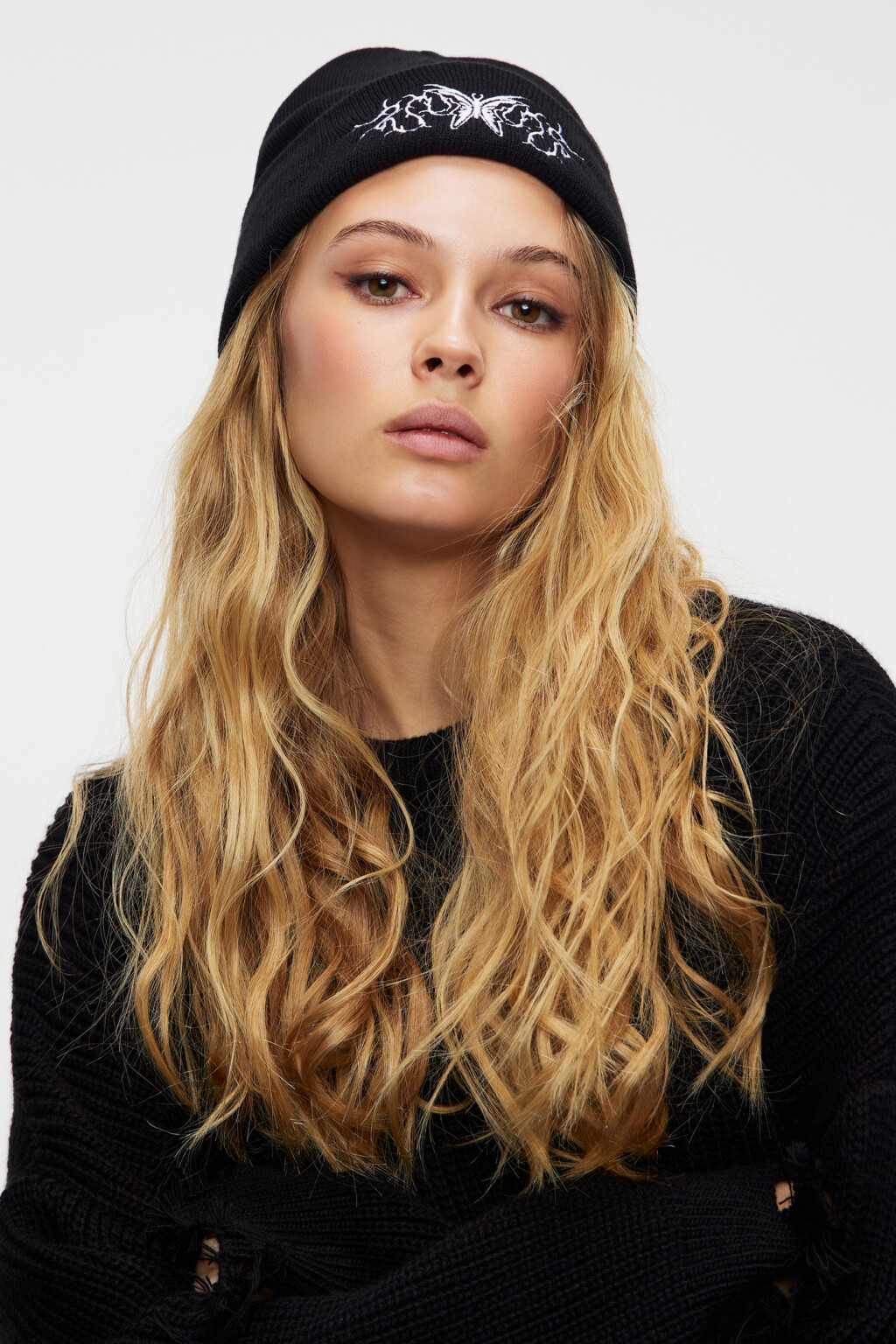 Шапка бини с принтом-вышивкой - цвет черный - 3