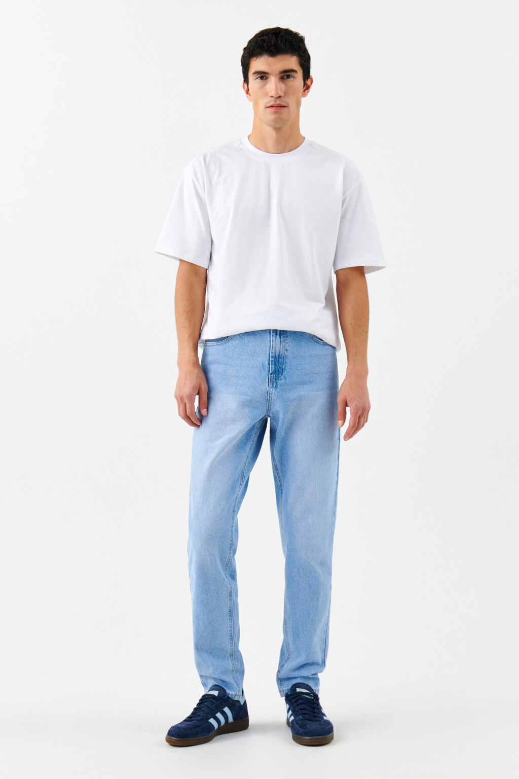 Джинсы зауженные базовые со средней посадкой - цвет голубой - 1