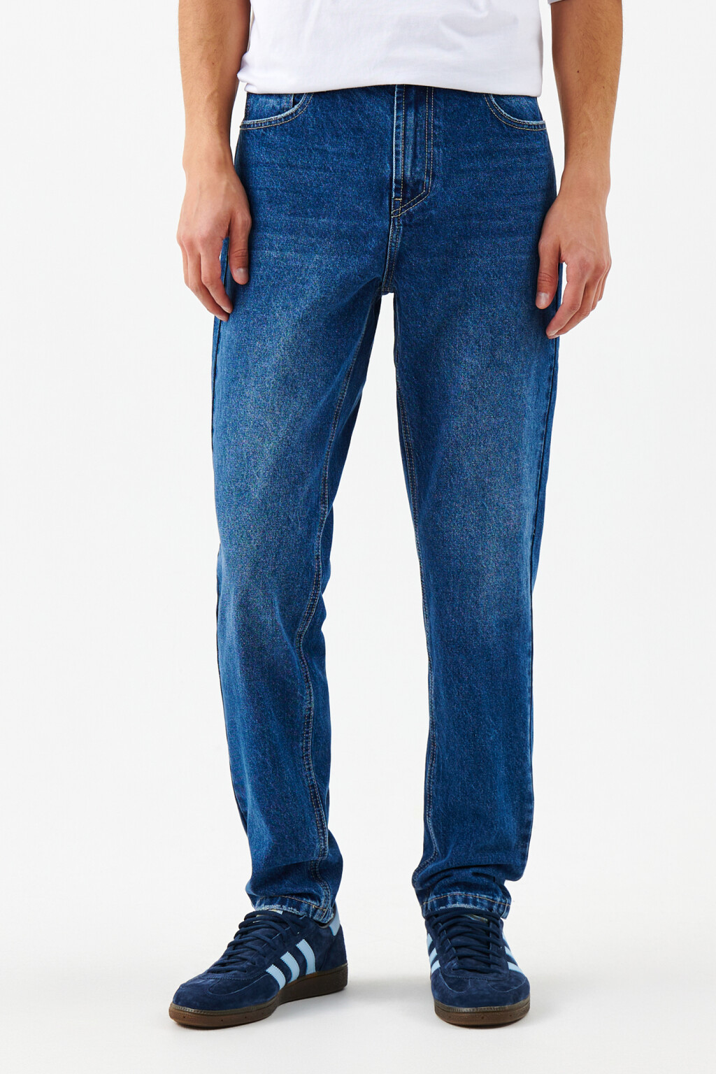 Джинсы зауженные базовые со средней посадкой - цвет голубой - 2