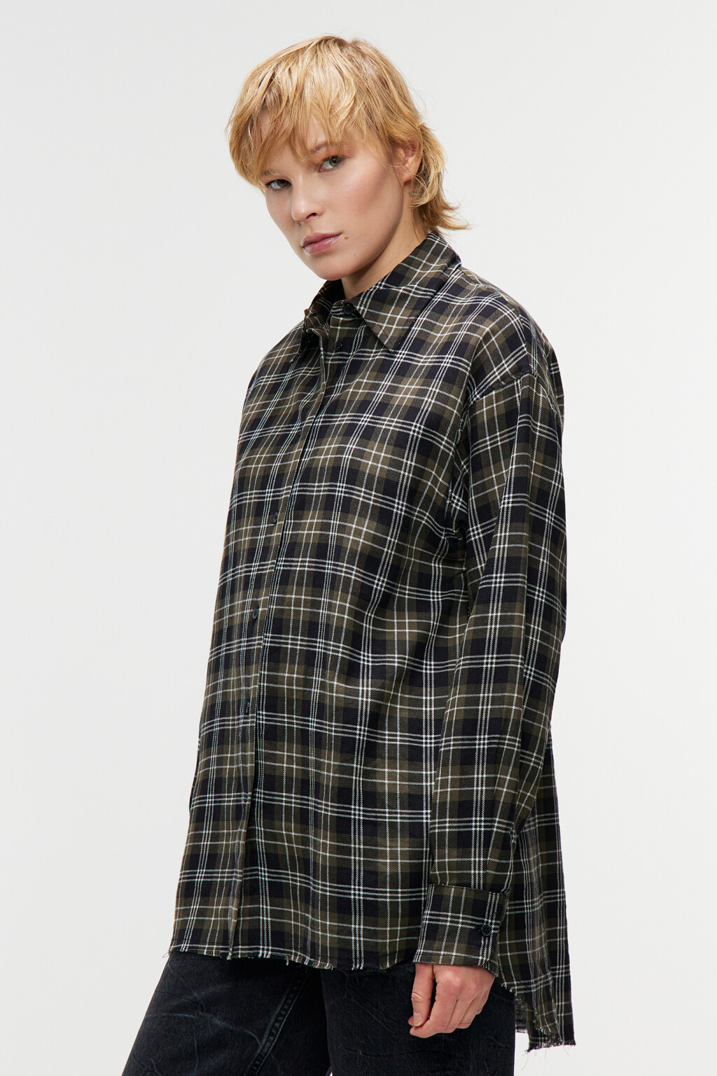 Рубашка oversize хлопковая с выбеленным эффектом - цвет зеленый - 2