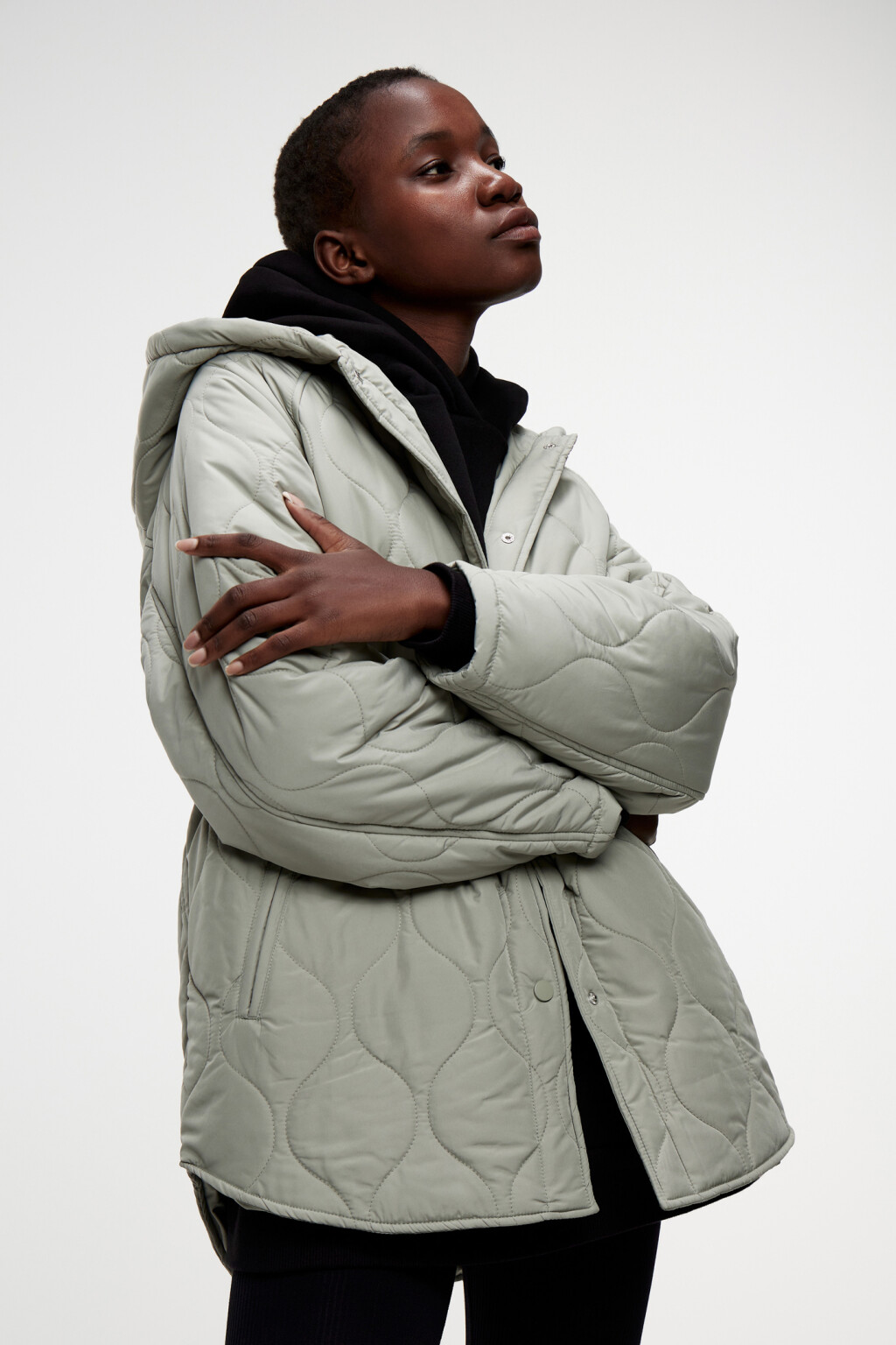 Куртка стеганая утепленная с капюшоном и поясом - цвет зеленый - 9