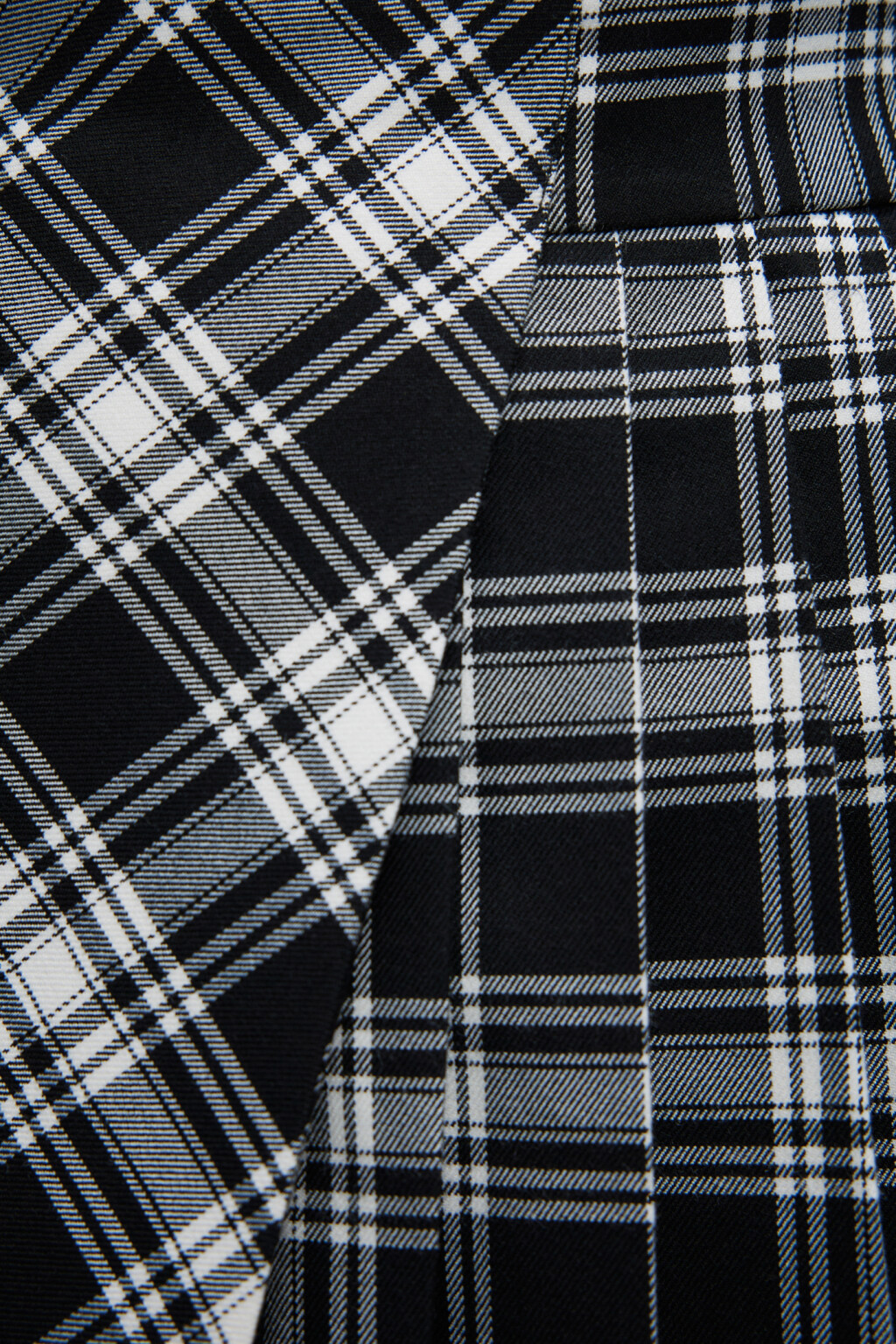 Юбка-трапеция мини клетчатая с плиссировкой сбоку - цвет мультиколор - 5