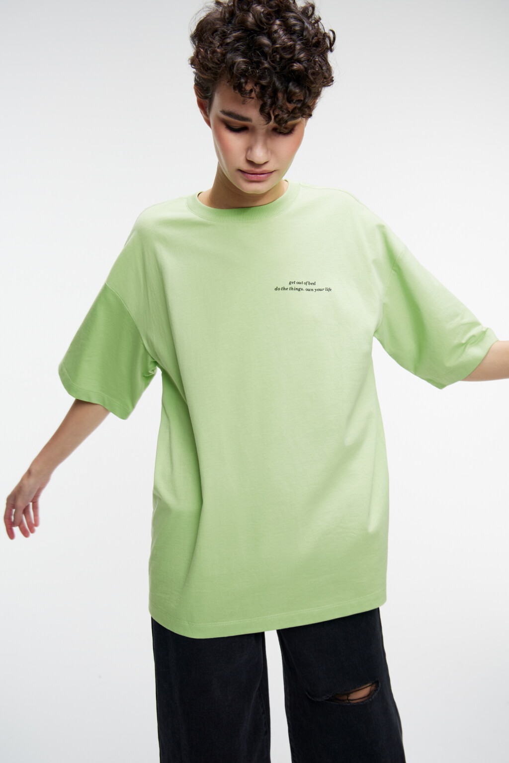 Футболка хлопковая с принтом и надписями - цвет зеленый - 8