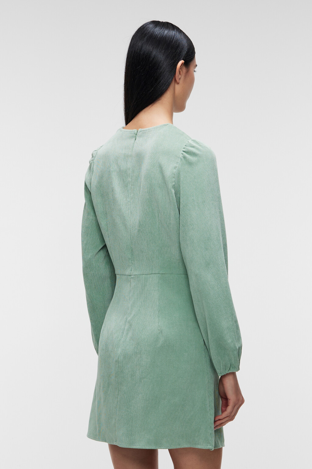 Платье мини вельветовое с рукавами-фонариками - цвет зеленый - 3