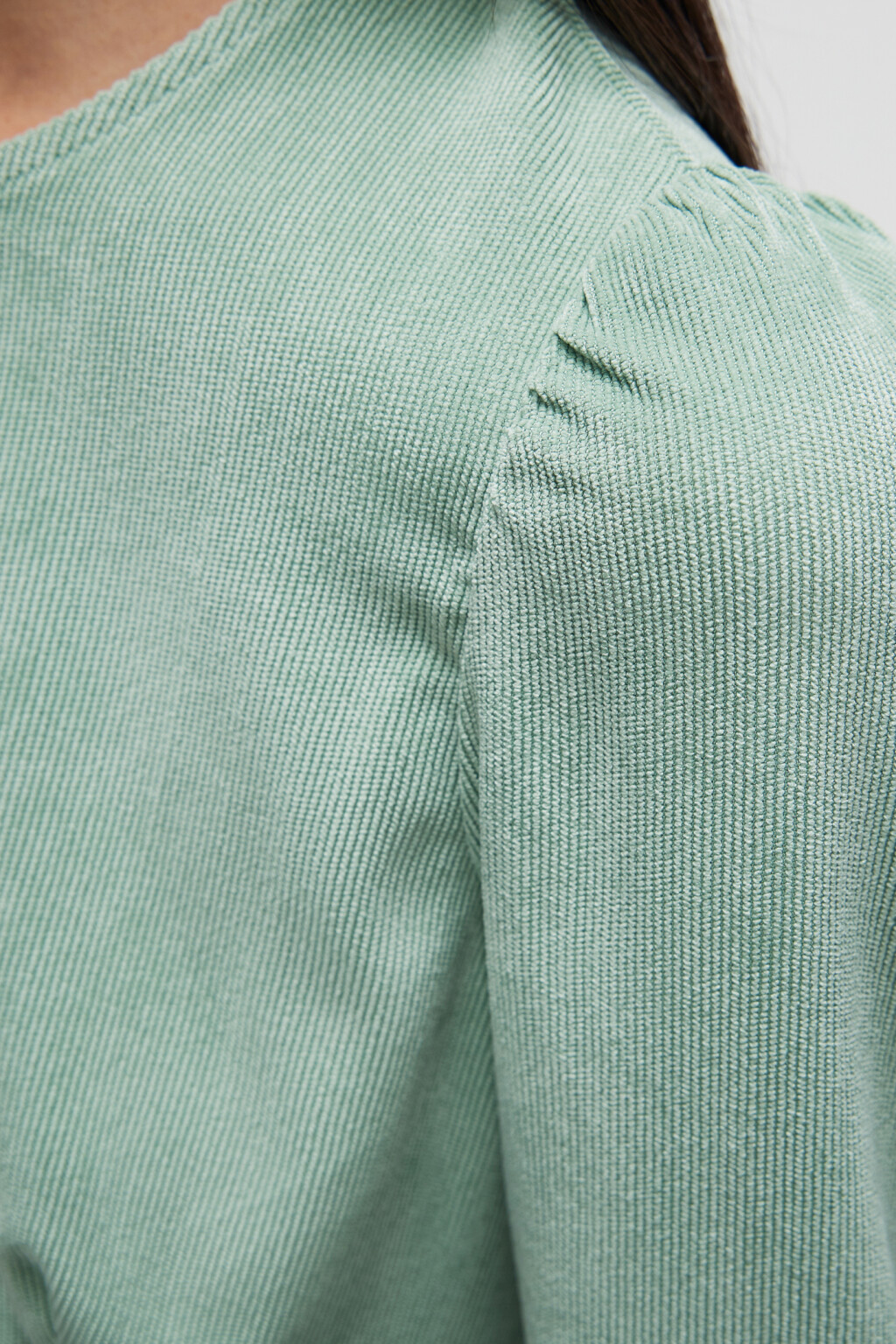 Платье мини вельветовое с рукавами-фонариками - цвет зеленый - 6