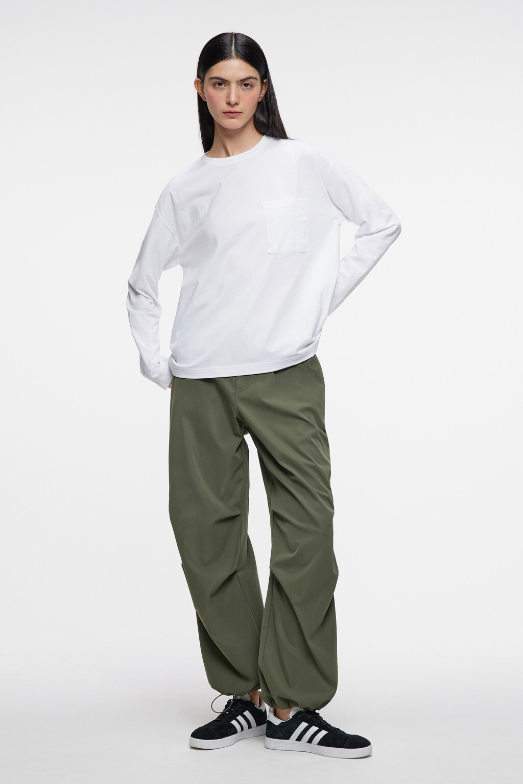 Лонгслив oversize хлопковый с нагрудным карманом - цвет белый - 4