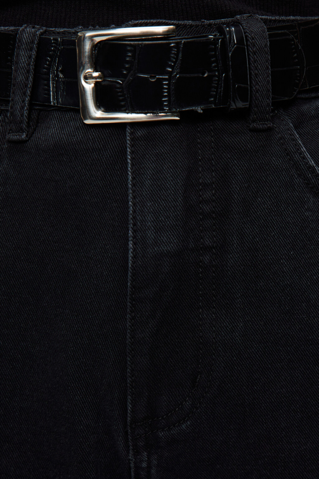 Джинсы mom's укороченные с кожаным ремнем - цвет черный - 5
