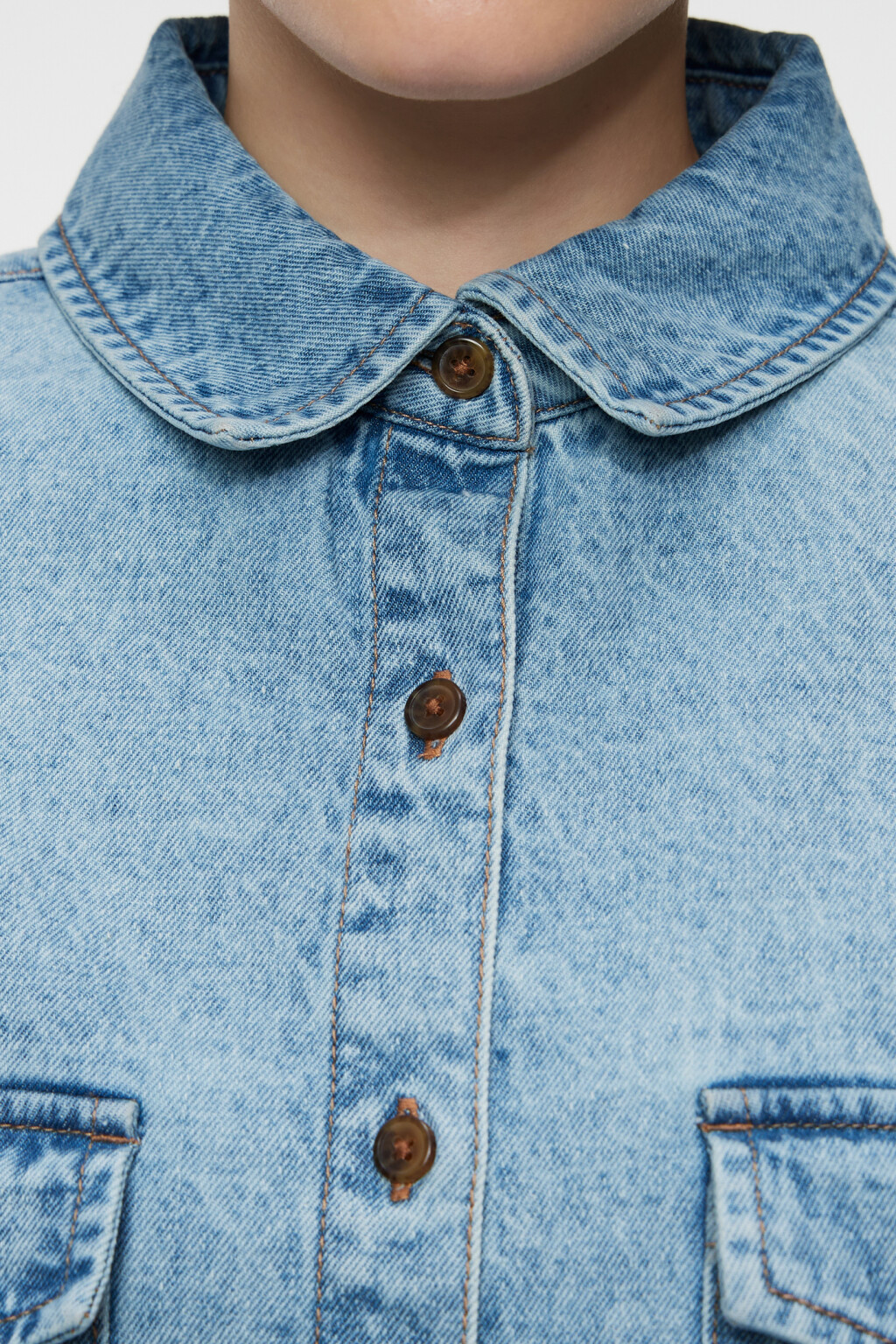 Рубашка oversize джинсовая с нагрудными карманами - цвет голубой - 5