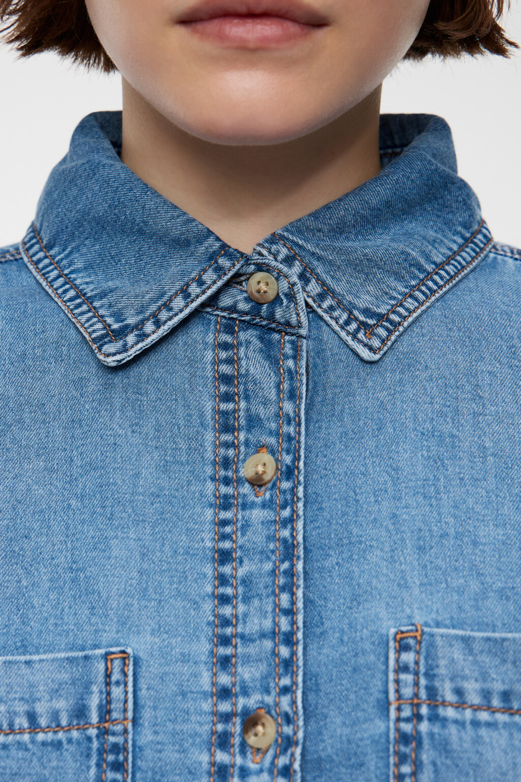 Рубашка oversize джинсовая с нагрудными карманами - цвет голубой - 5