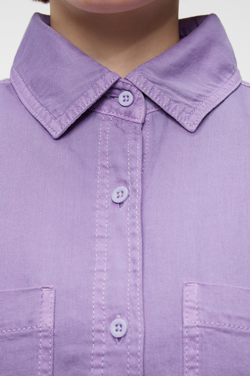 Рубашка oversize джинсовая с нагрудными карманами - цвет сиреневый - 5