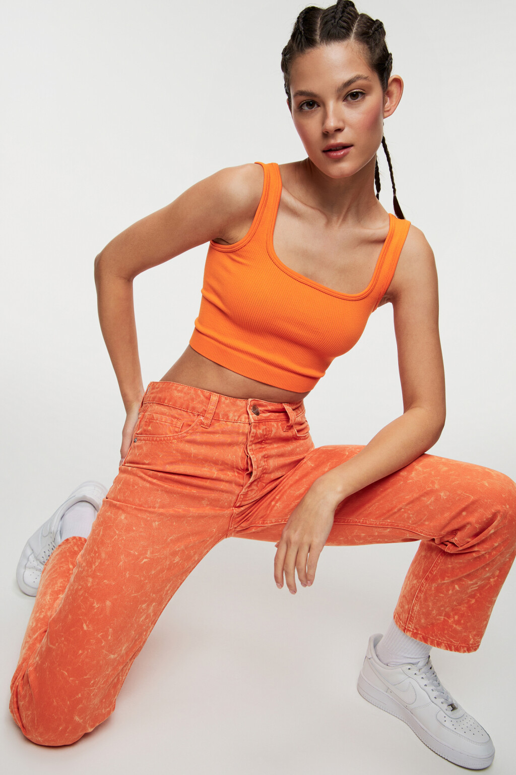 Джинсы straight прямые из цветного денима - цвет оранжевый - 8