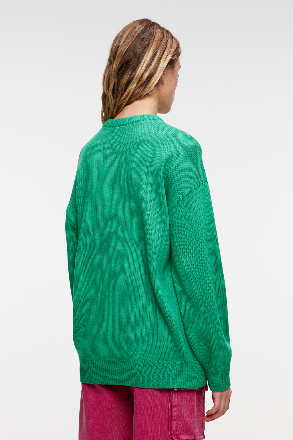 Джемпер oversize тонкой вязки с принтом-надписью - цвет зеленый - 3