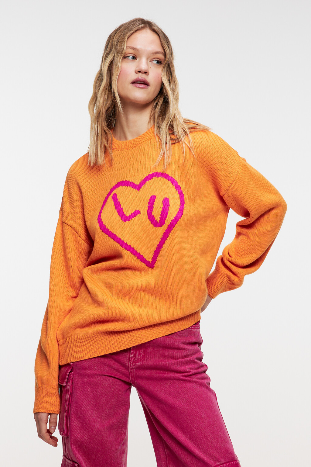 Джемпер oversize тонкой вязки с принтом-надписью - цвет оранжевый - 1