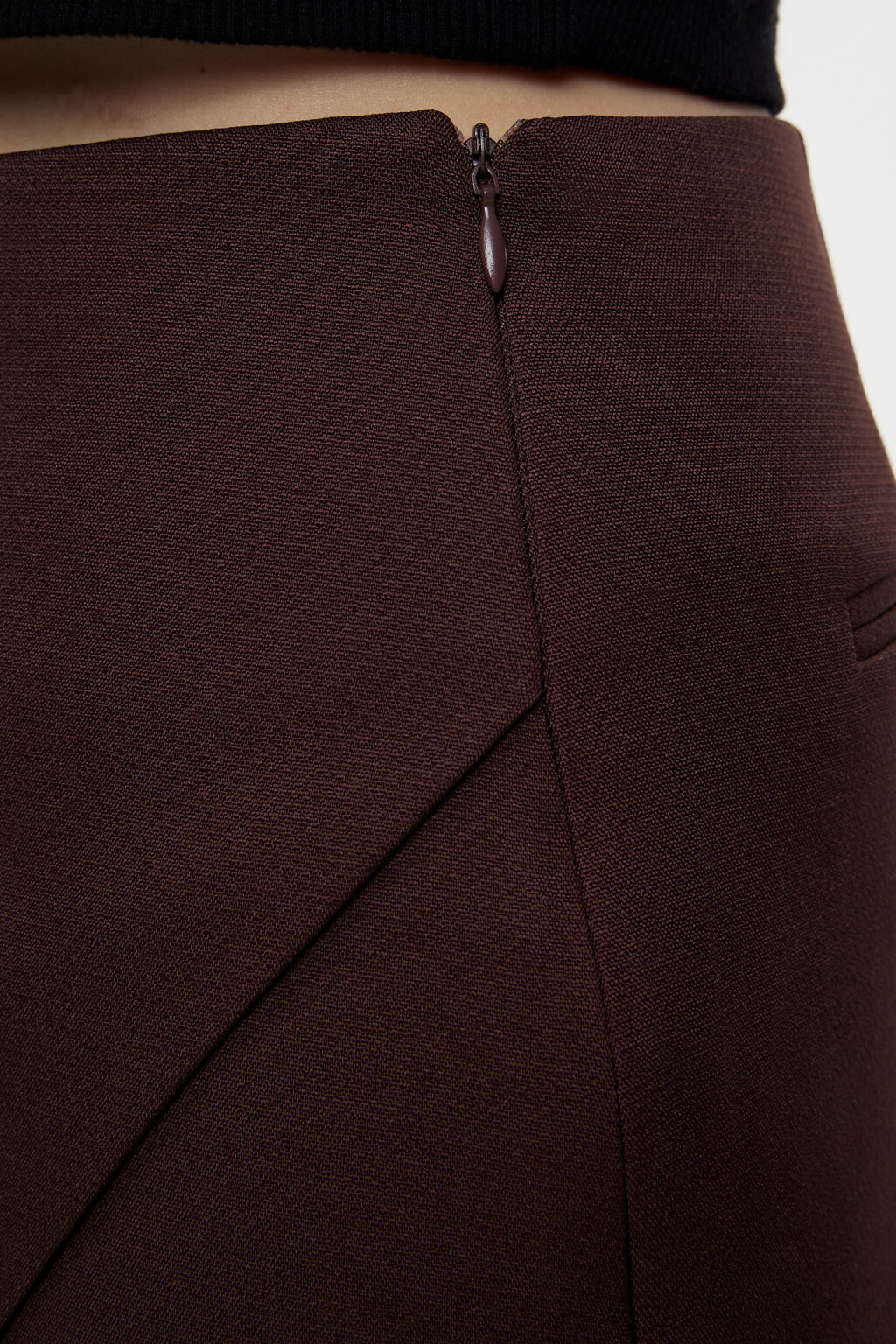 Юбка-шорты мини с асимметричным запахом - цвет коричневый - 6