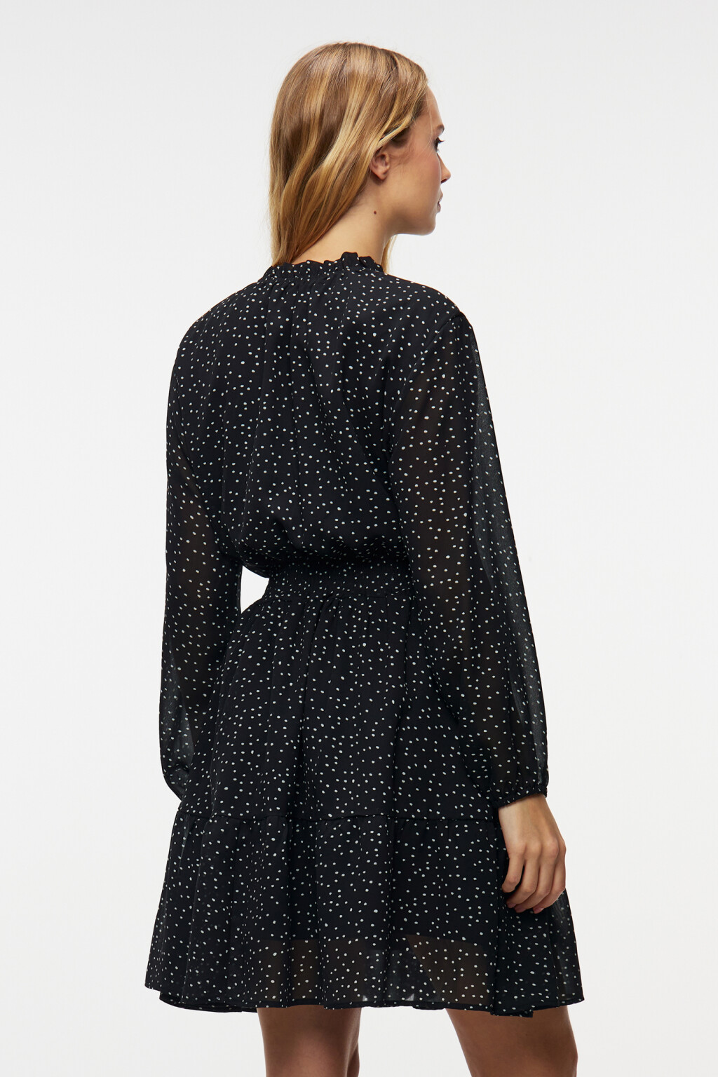 Платье шифоновое с ярусной юбкой и резинкой на талии - цвет мультиколор - 3