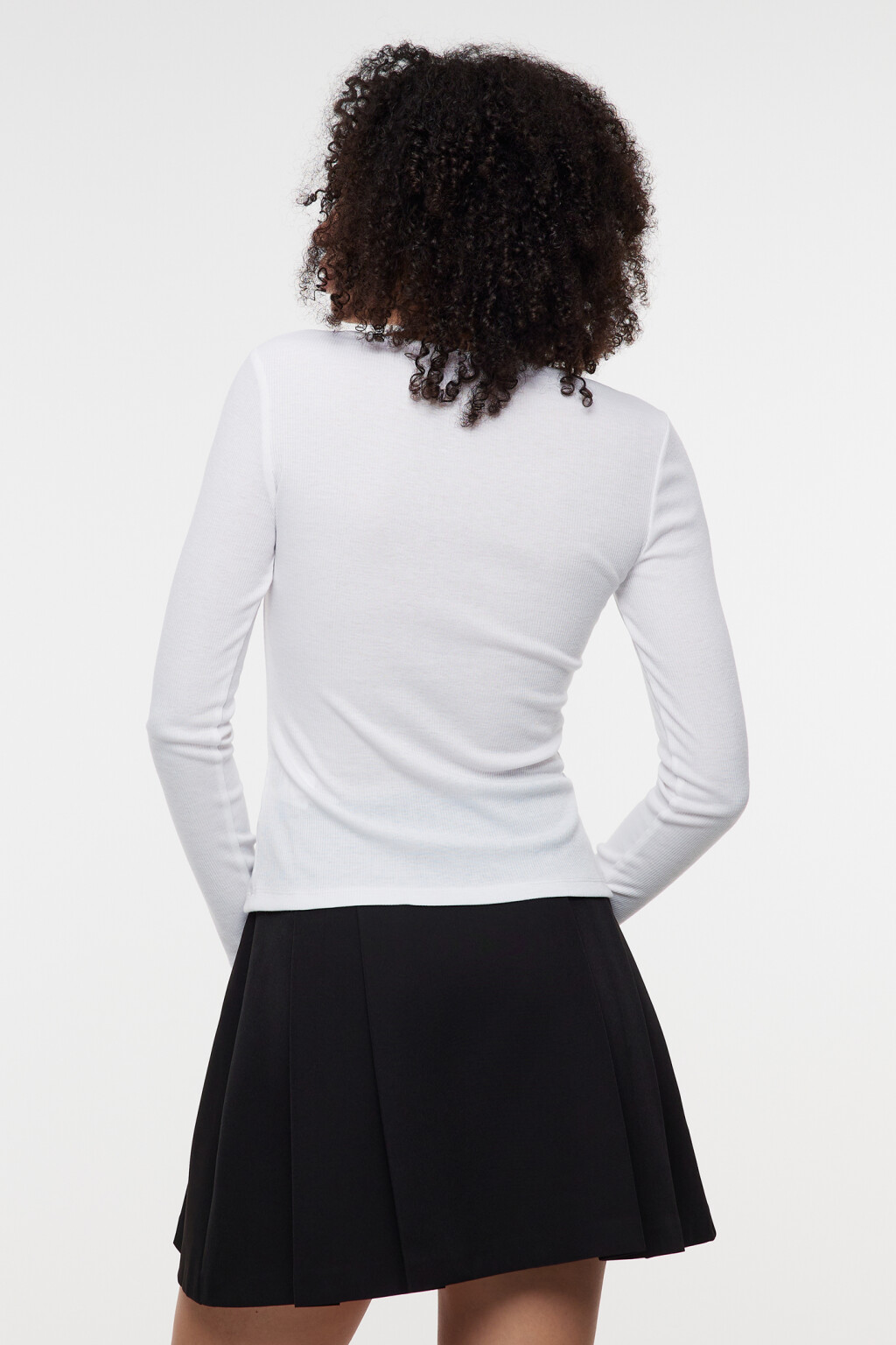 Лонгслив облегающий базовый в рубчик - цвет белый - 3