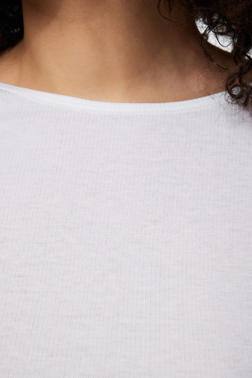 Лонгслив облегающий базовый в рубчик - цвет белый - 5
