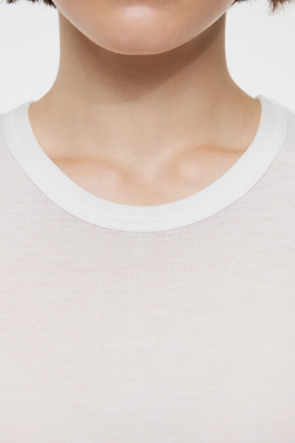 Лонгслив облегающий с декоративными наружными швами - цвет белый - 5