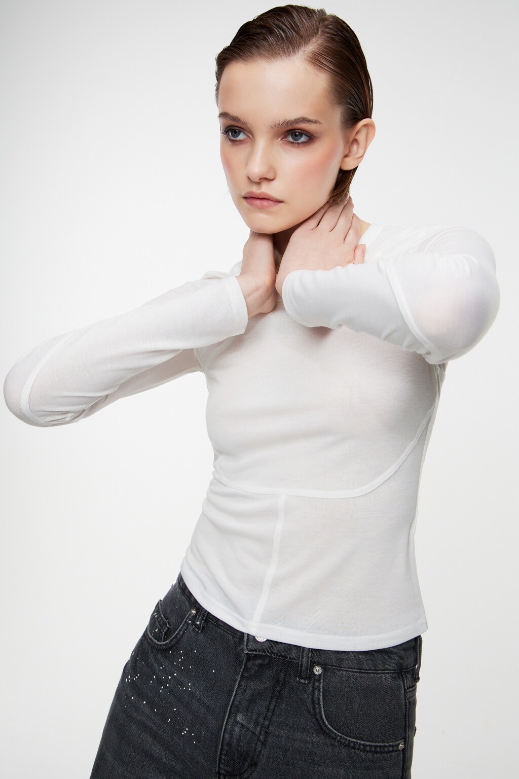 Лонгслив облегающий с декоративными наружными швами - цвет белый - 9