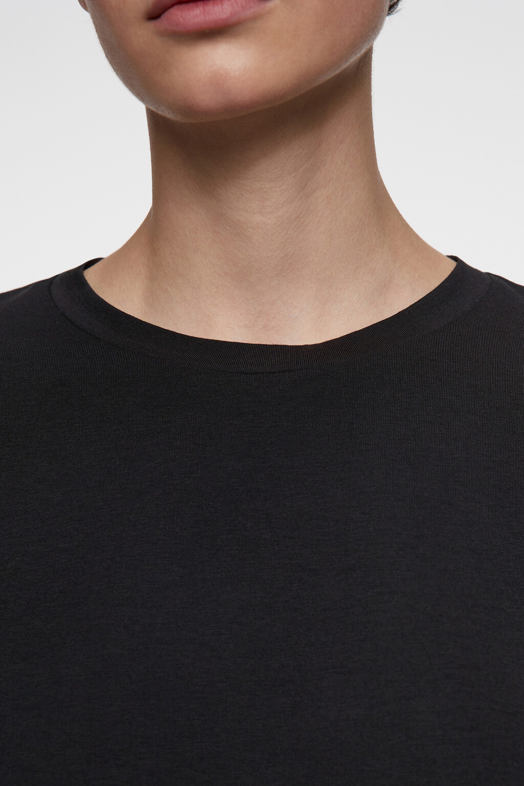 Лонгслив хлопковый базовый прямого кроя - цвет черный - 6