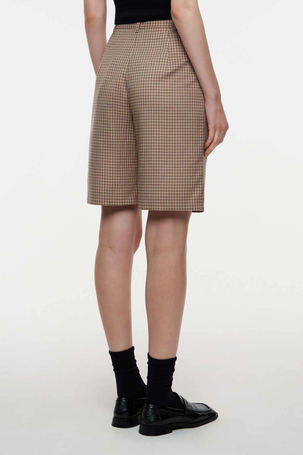 Шорты-бермуды клетчатые с высокой посадкой - цвет бежевый - 3