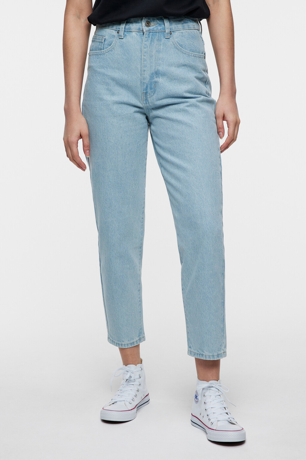 Джинсы mom-fit укороченные с высокой посадкой - цвет голубой - 1