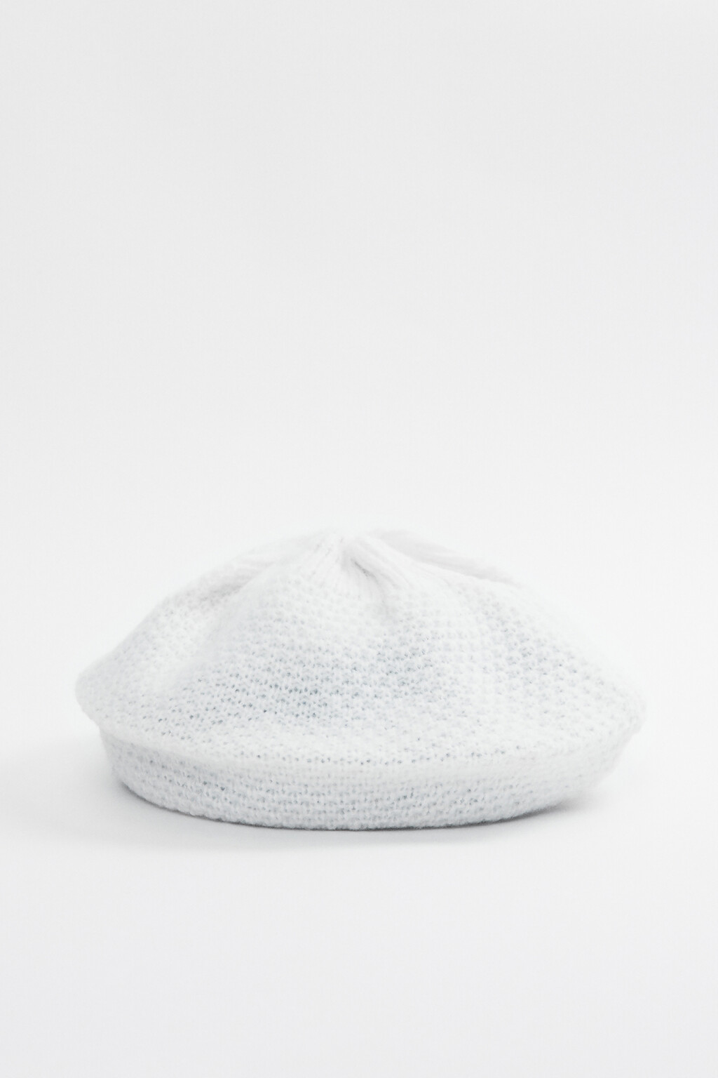 Берет теплый вязаный однотонный - цвет бежевый - 1