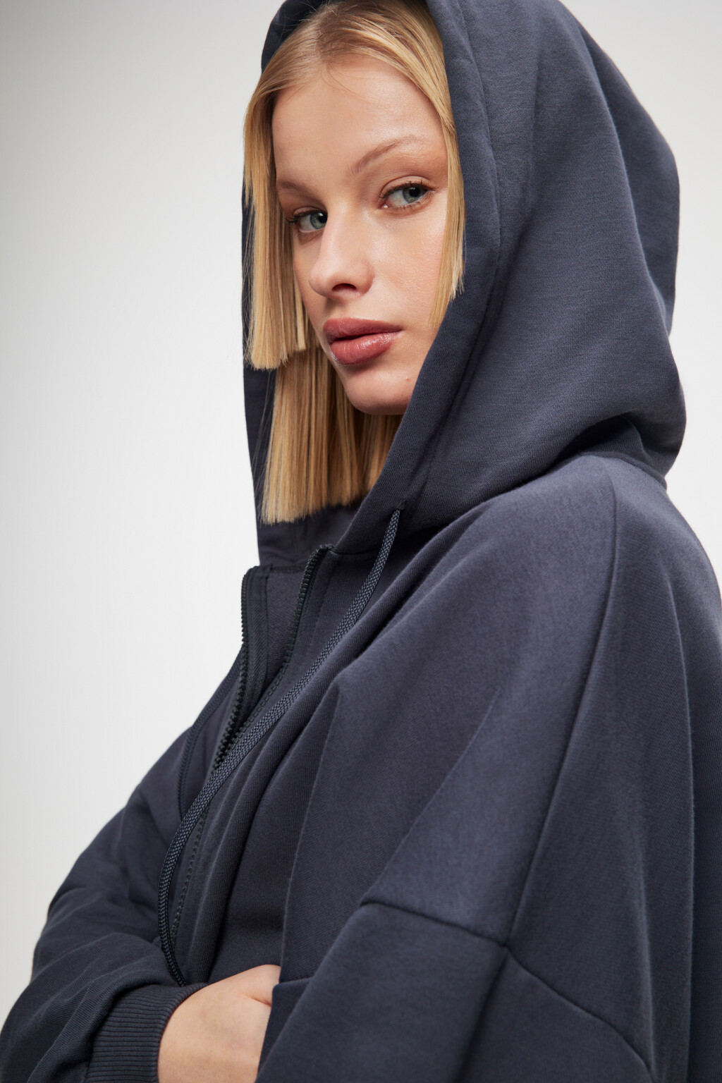 Худи oversize хлопковая на молнии с принтом - цвет серый - 9