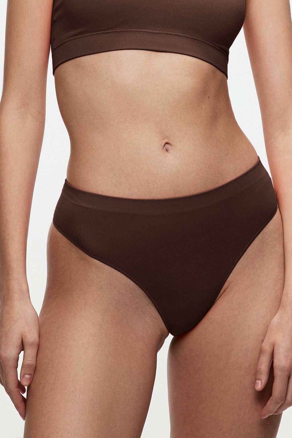 Трусики-стринги бесшовные в мелкий рубчик - цвет коричневый - 1